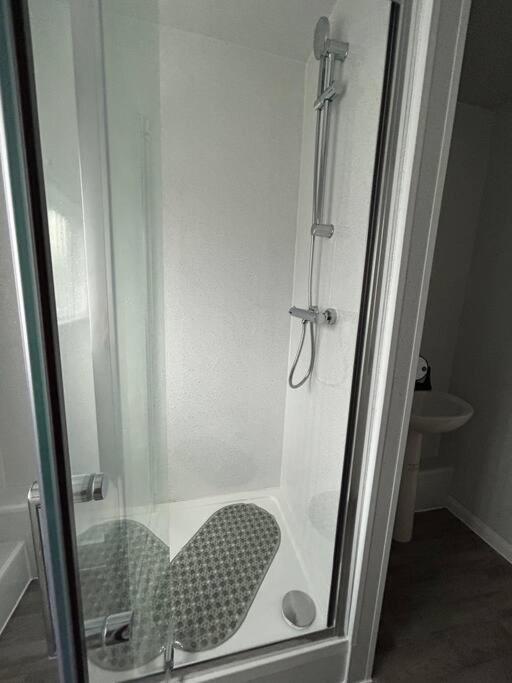 Two Bedroom Apartment Room 18 Стоктон-он-Тіз Екстер'єр фото