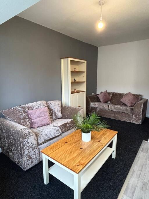 Two Bedroom Apartment Room 18 Стоктон-он-Тіз Екстер'єр фото